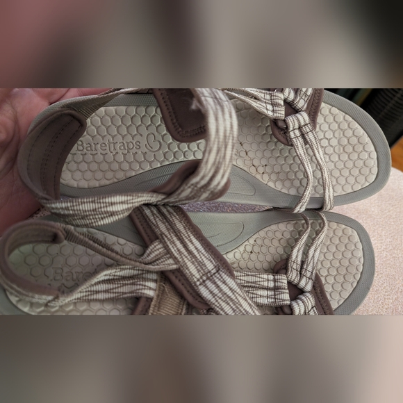 BareTraps Shoes - BareTraps Strappy Sandals size 8